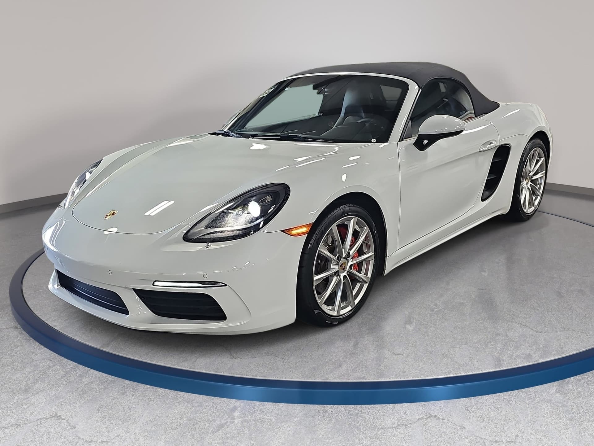 2019 Porsche 718 Boxster S — photo 1 of 31