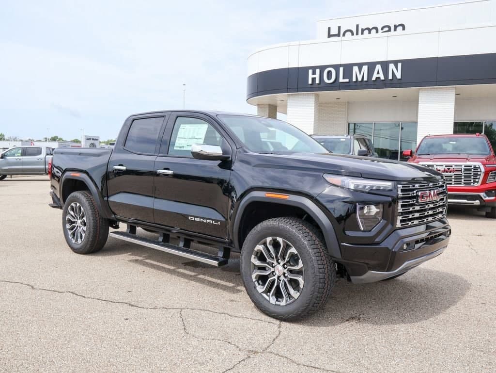 2026 GMC Canyon Denali — photo 1 of 47