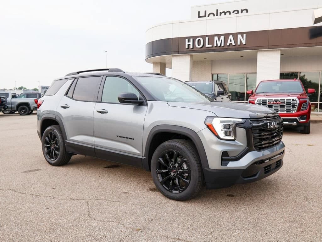 2027 GMC Terrain Elevation — photo 1 of 48