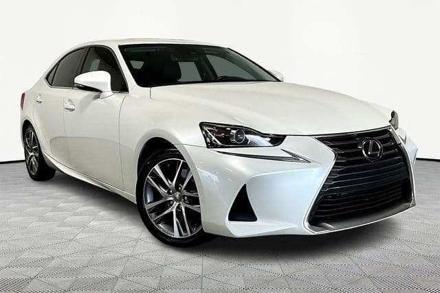 Foto de 2020 Lexus IS 300 