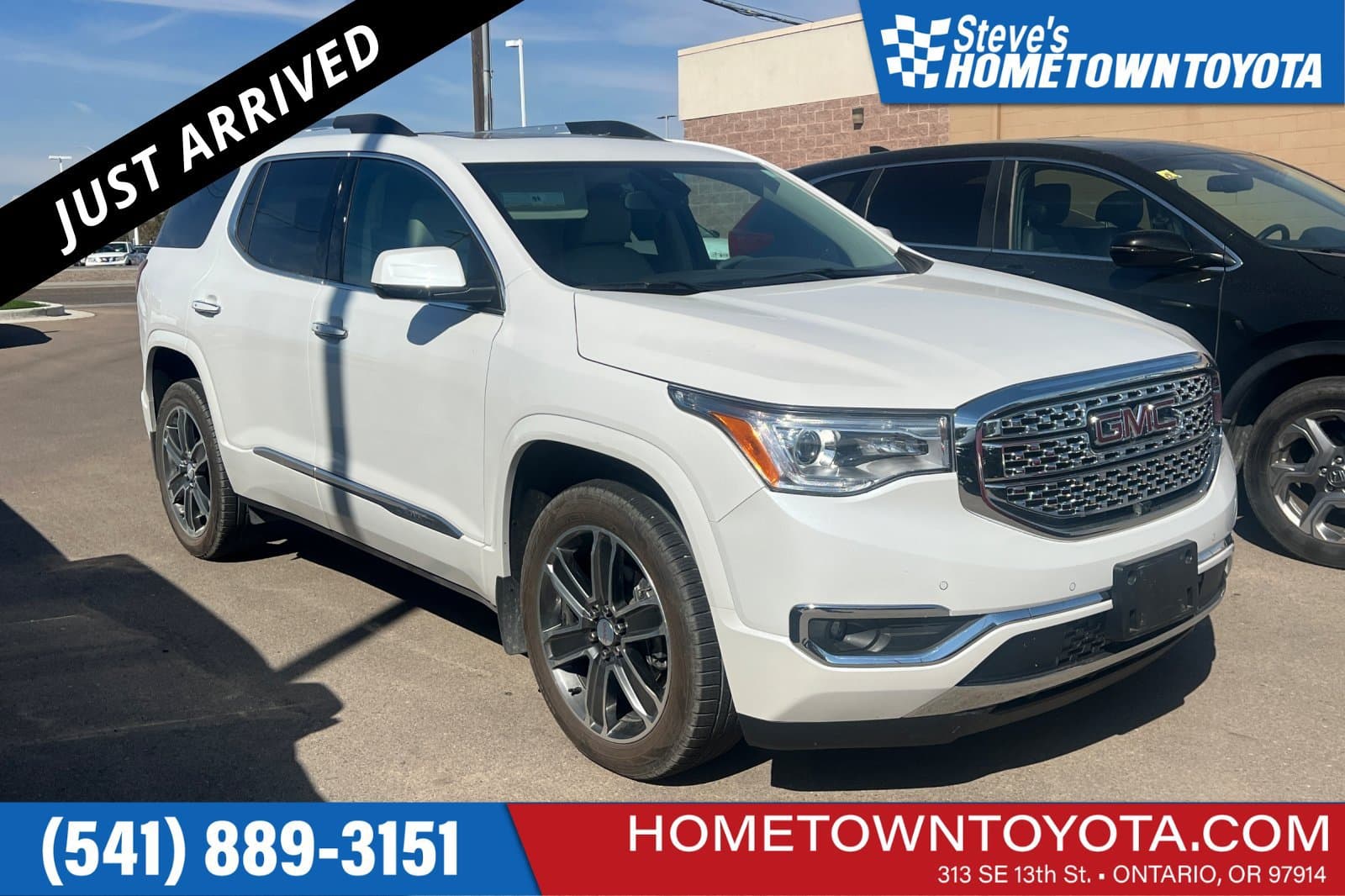 2019 GMC Acadia Denali — photo 1 of 14