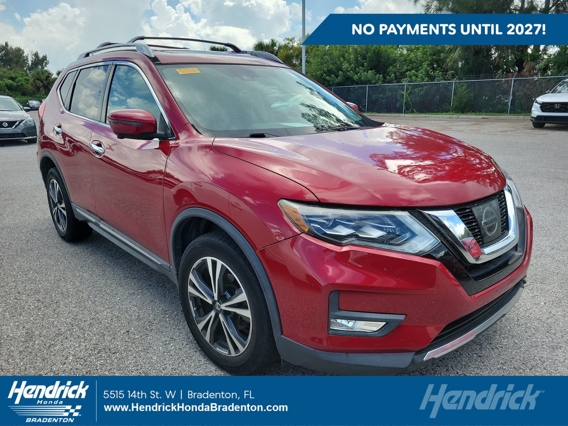 2017 Nissan Rogue SL — photo 1 of 11