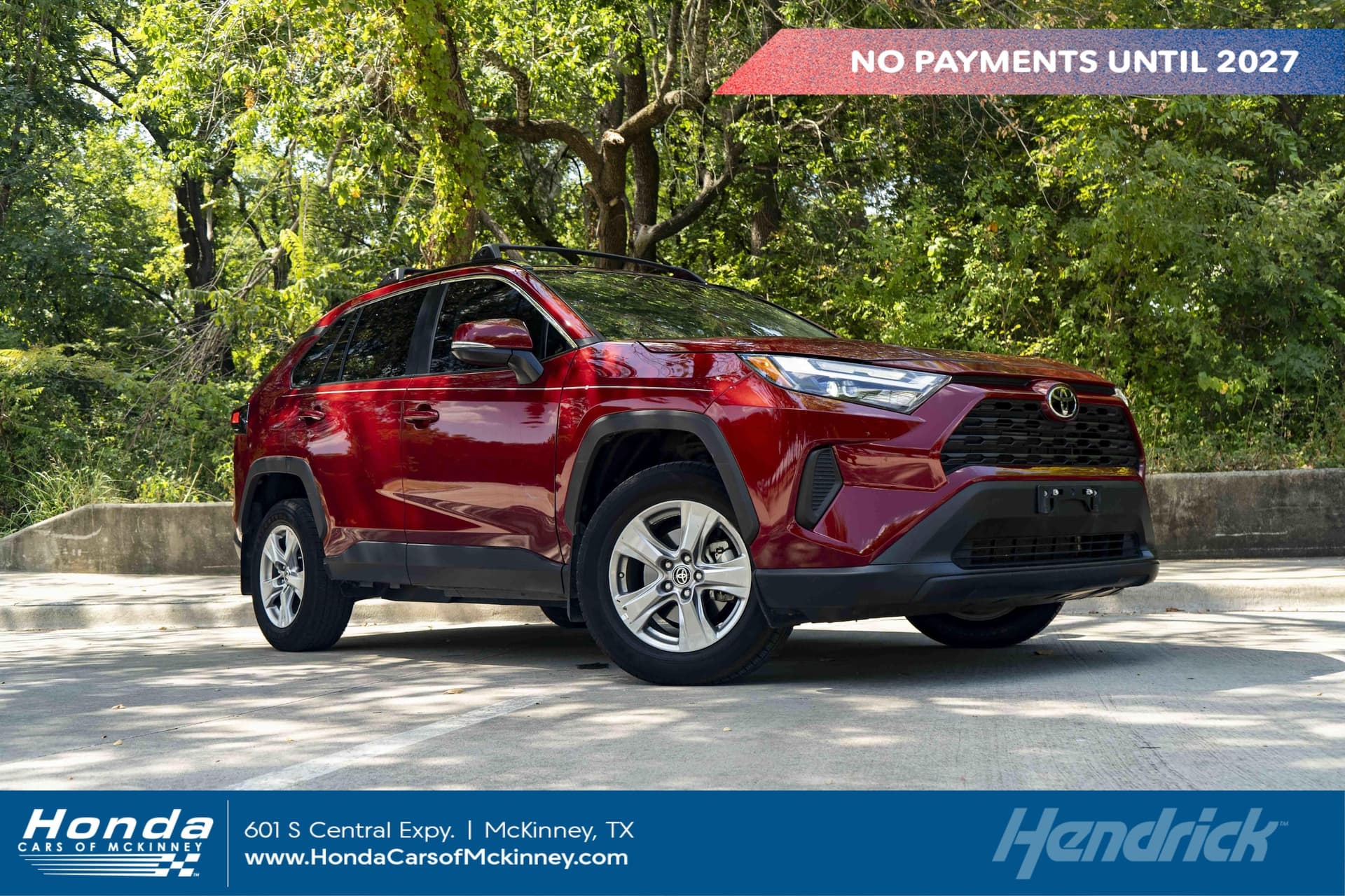 2024 Toyota RAV4 XLE — photo 1 of 43