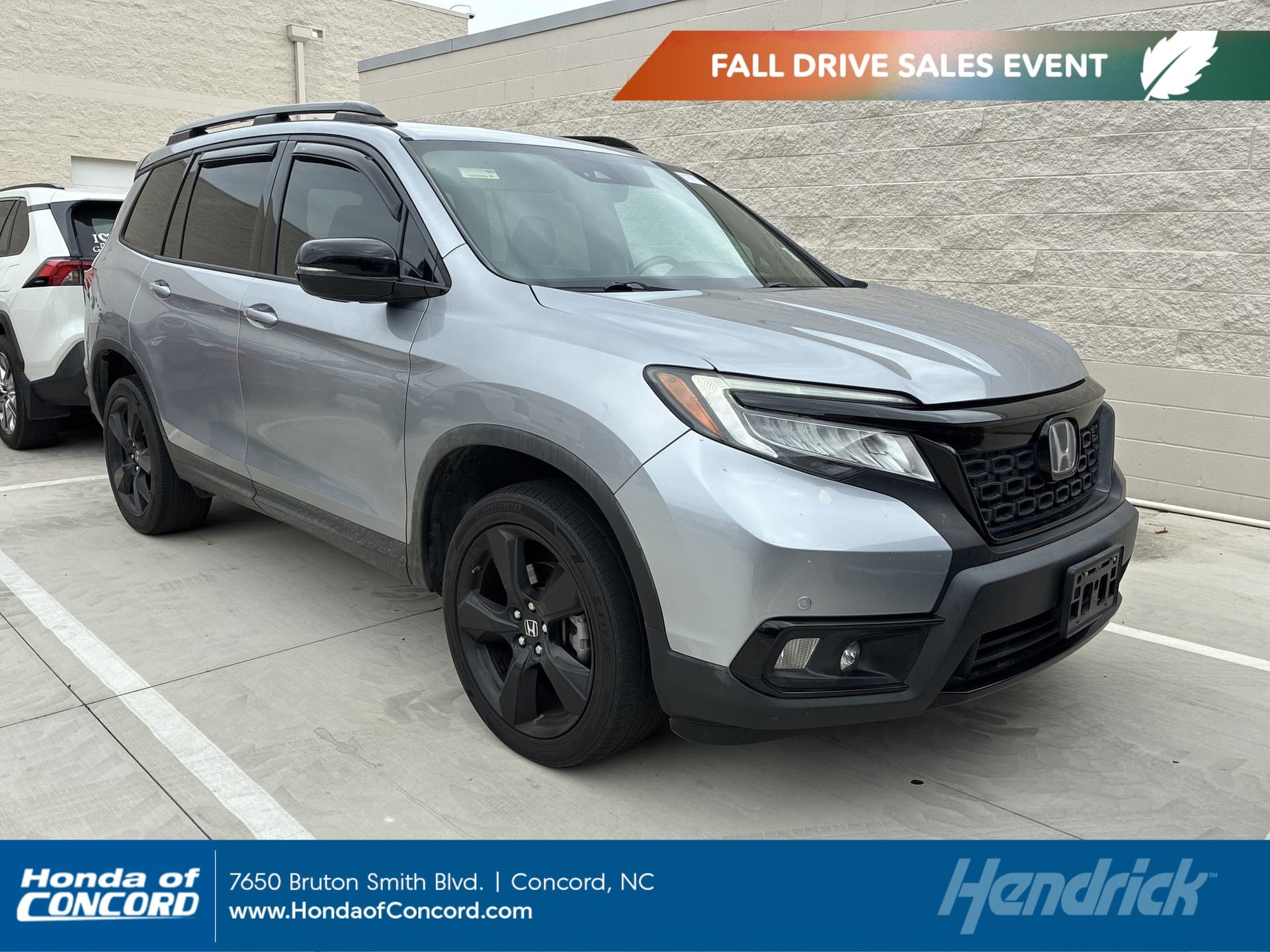 2019 Honda Passport Elite — photo 1 of 10