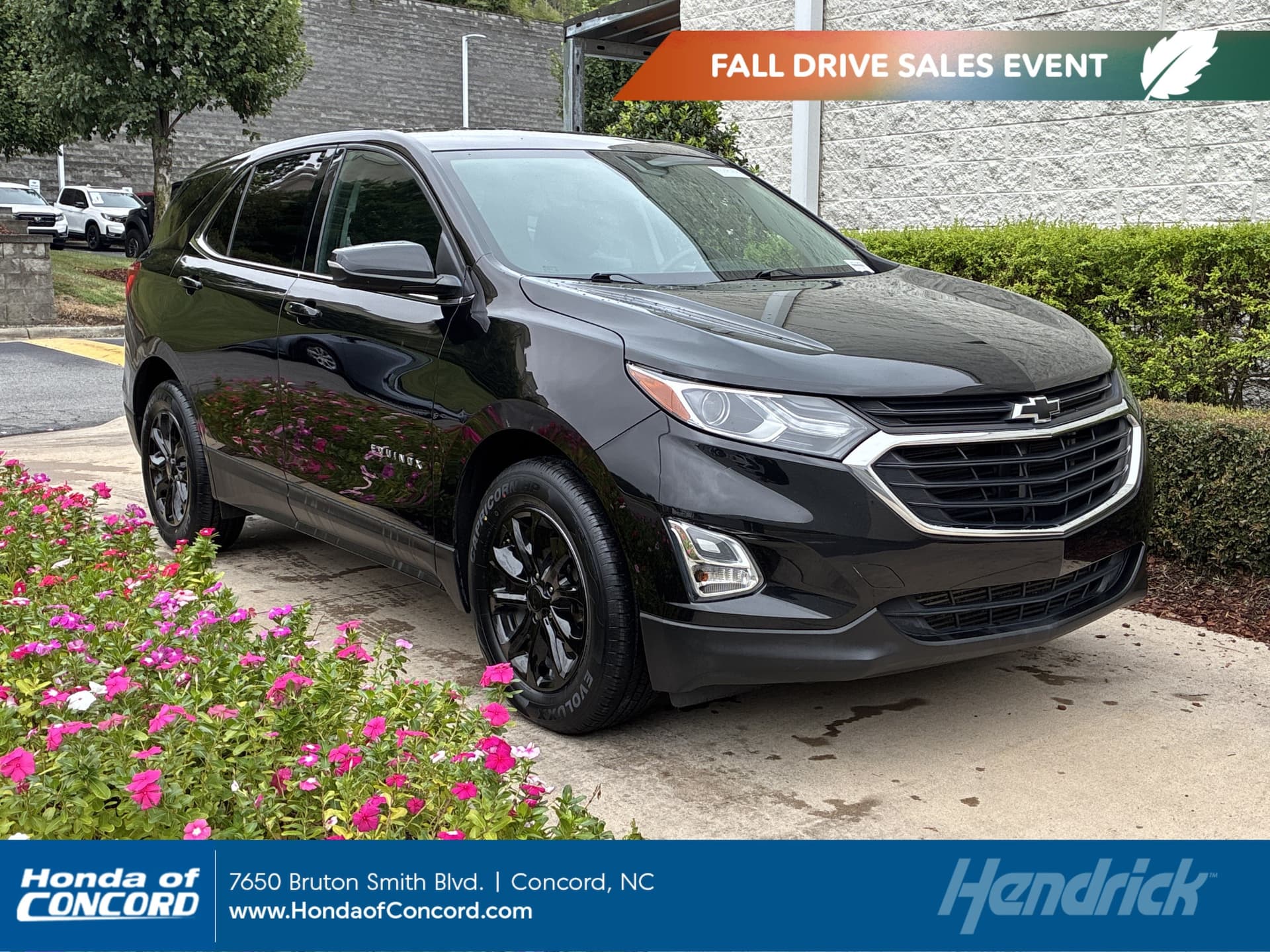 2019 Chevrolet Equinox LT — photo 1 of 36