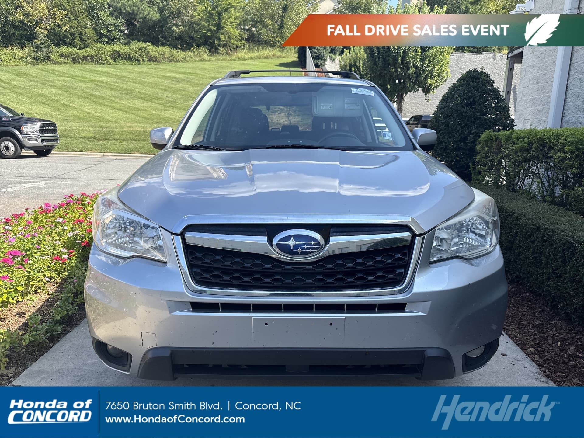2015 Subaru Forester 2.5i Limited — photo 1 of 10