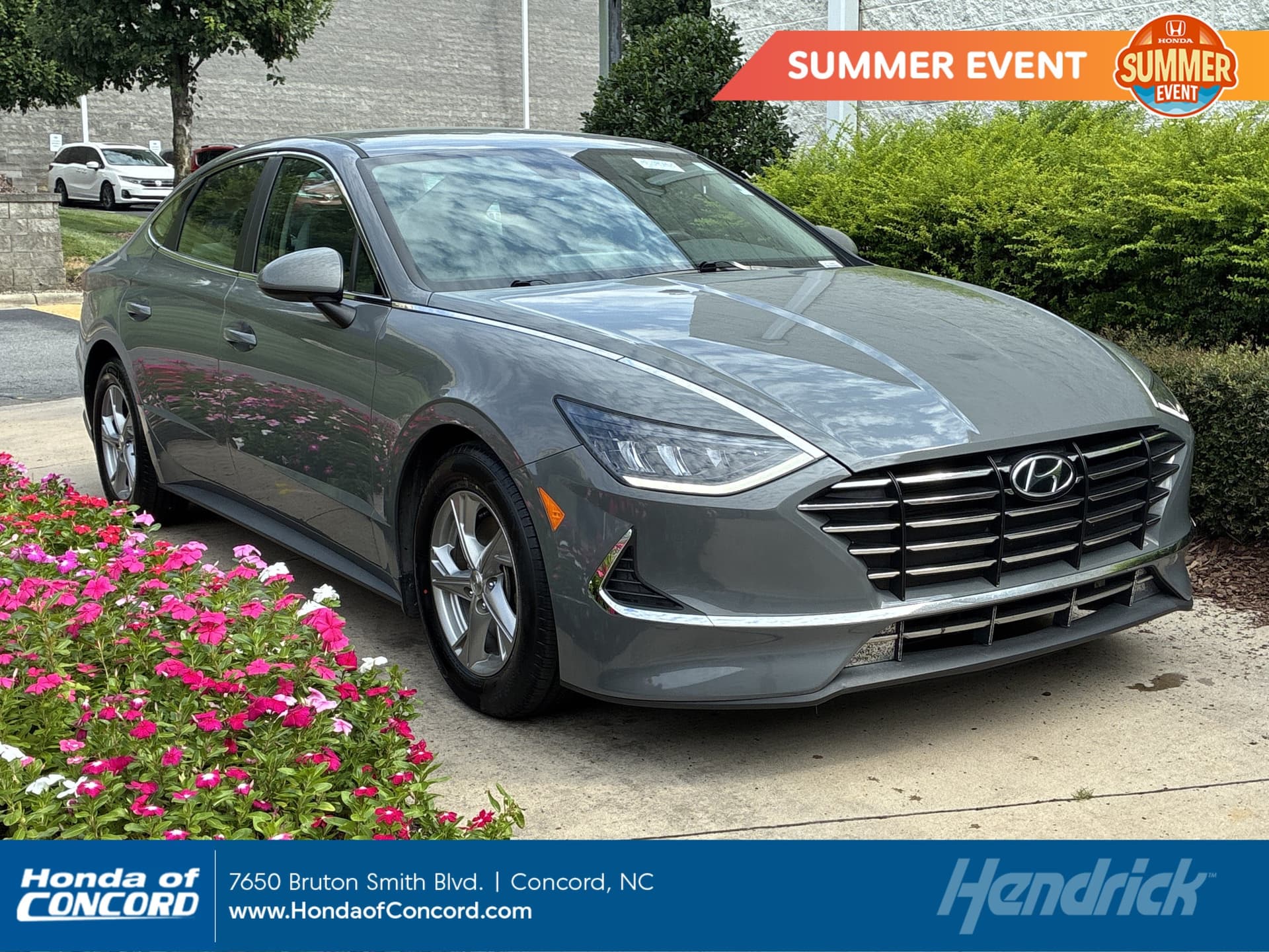 2021 Hyundai Sonata SE — photo 1 of 35