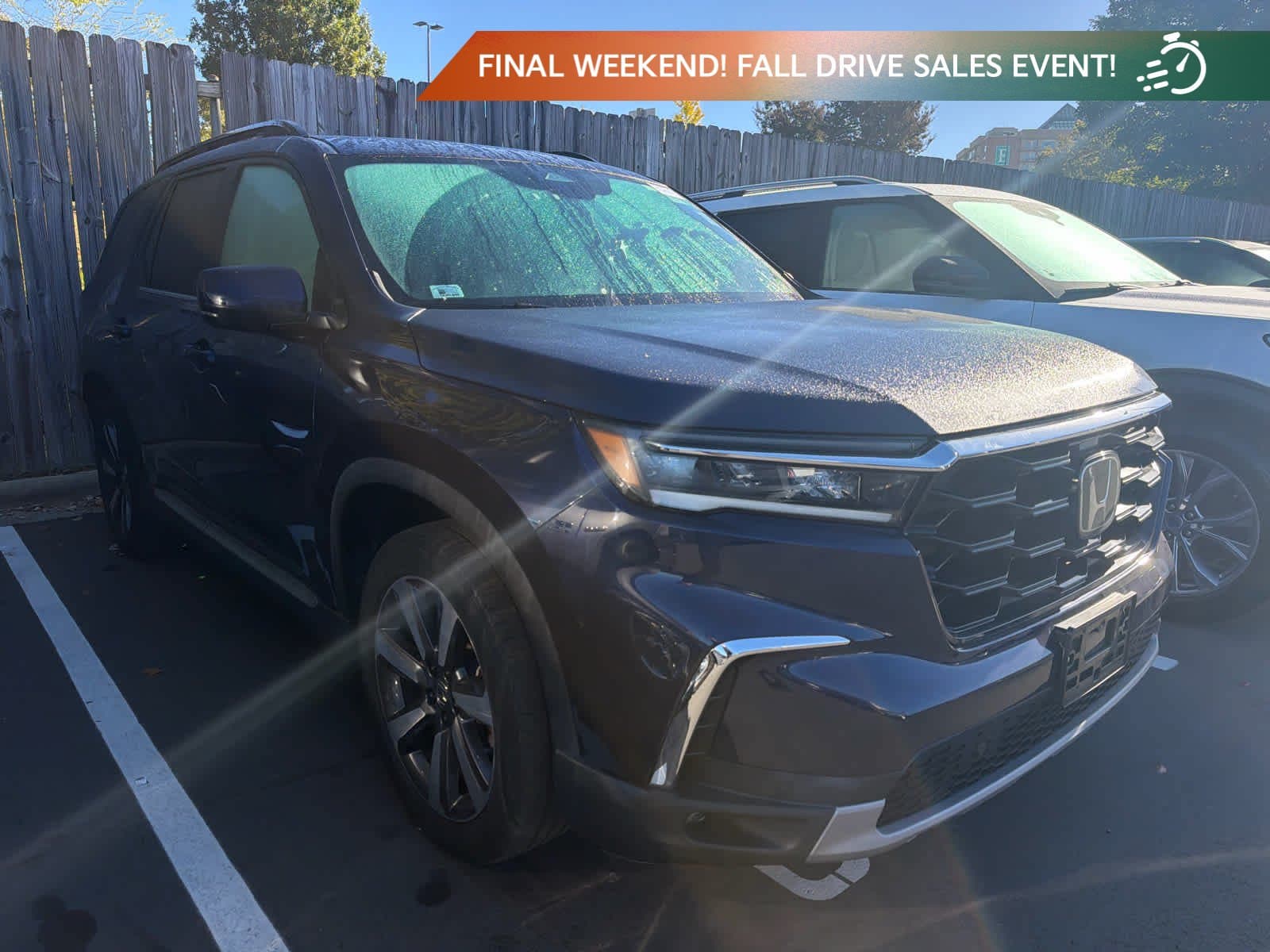 2023 Honda Pilot Touring — photo 1 of 5