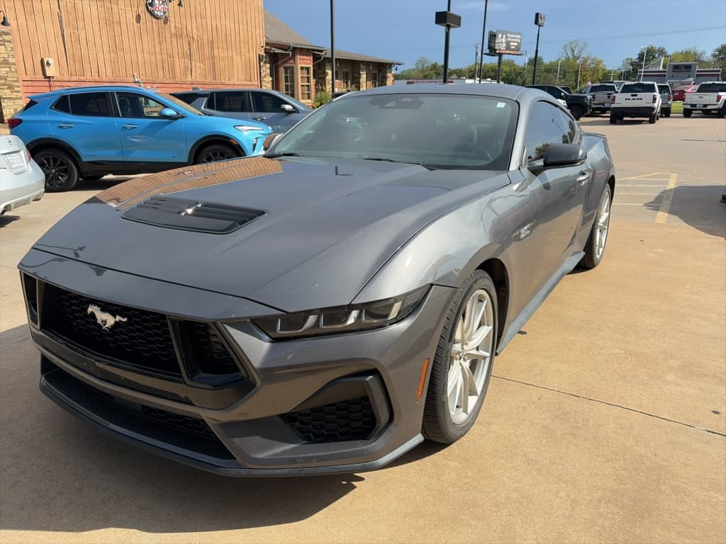2025 Ford Mustang GT Premium — photo 1 of 5