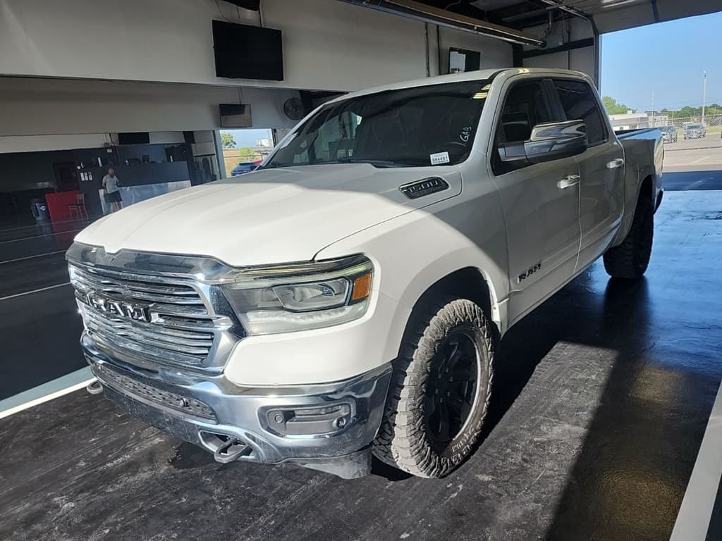 2023 RAM 1500 Laramie — photo 1 of 4