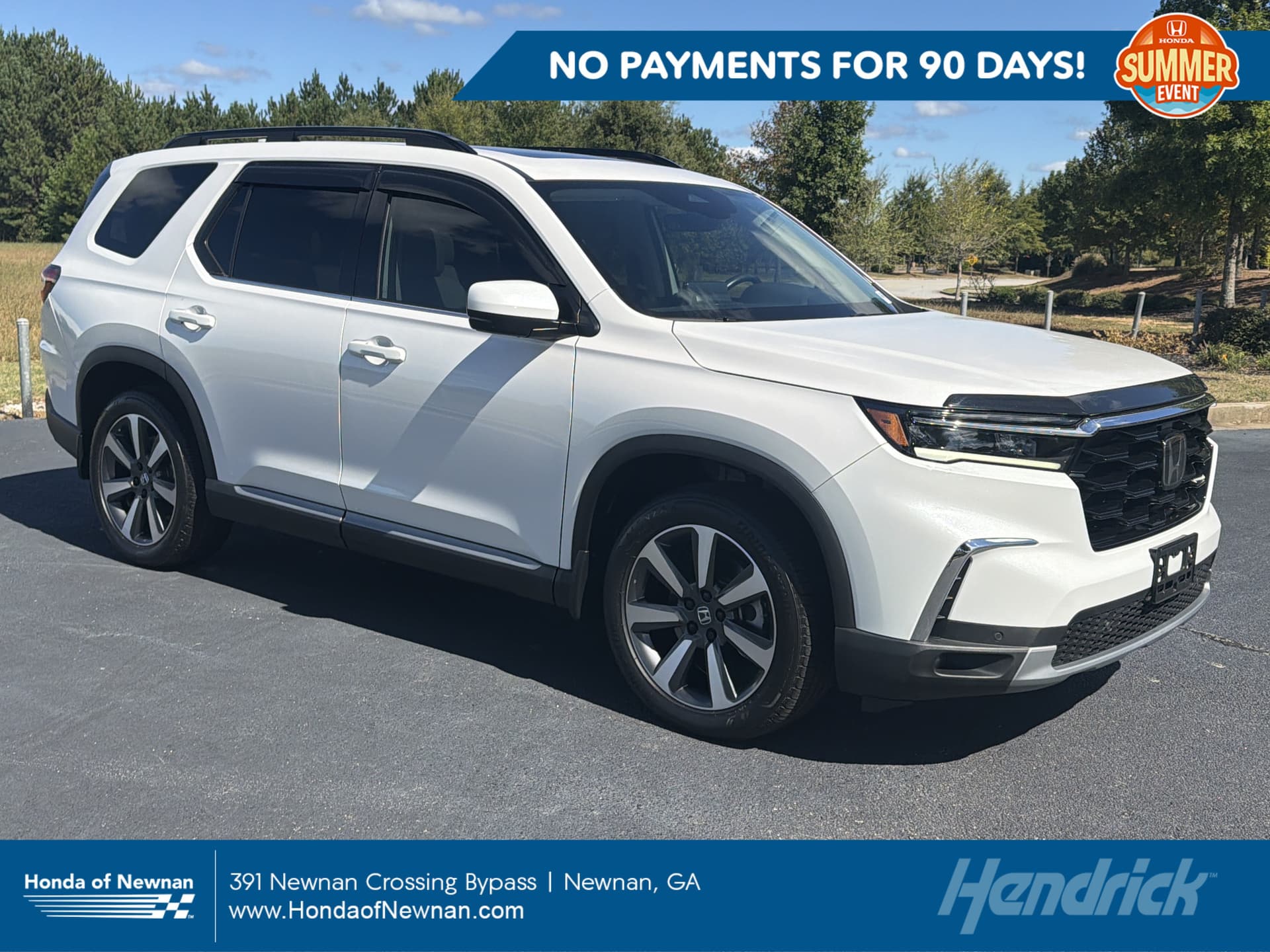 2025 Honda Pilot Touring — photo 1 of 36