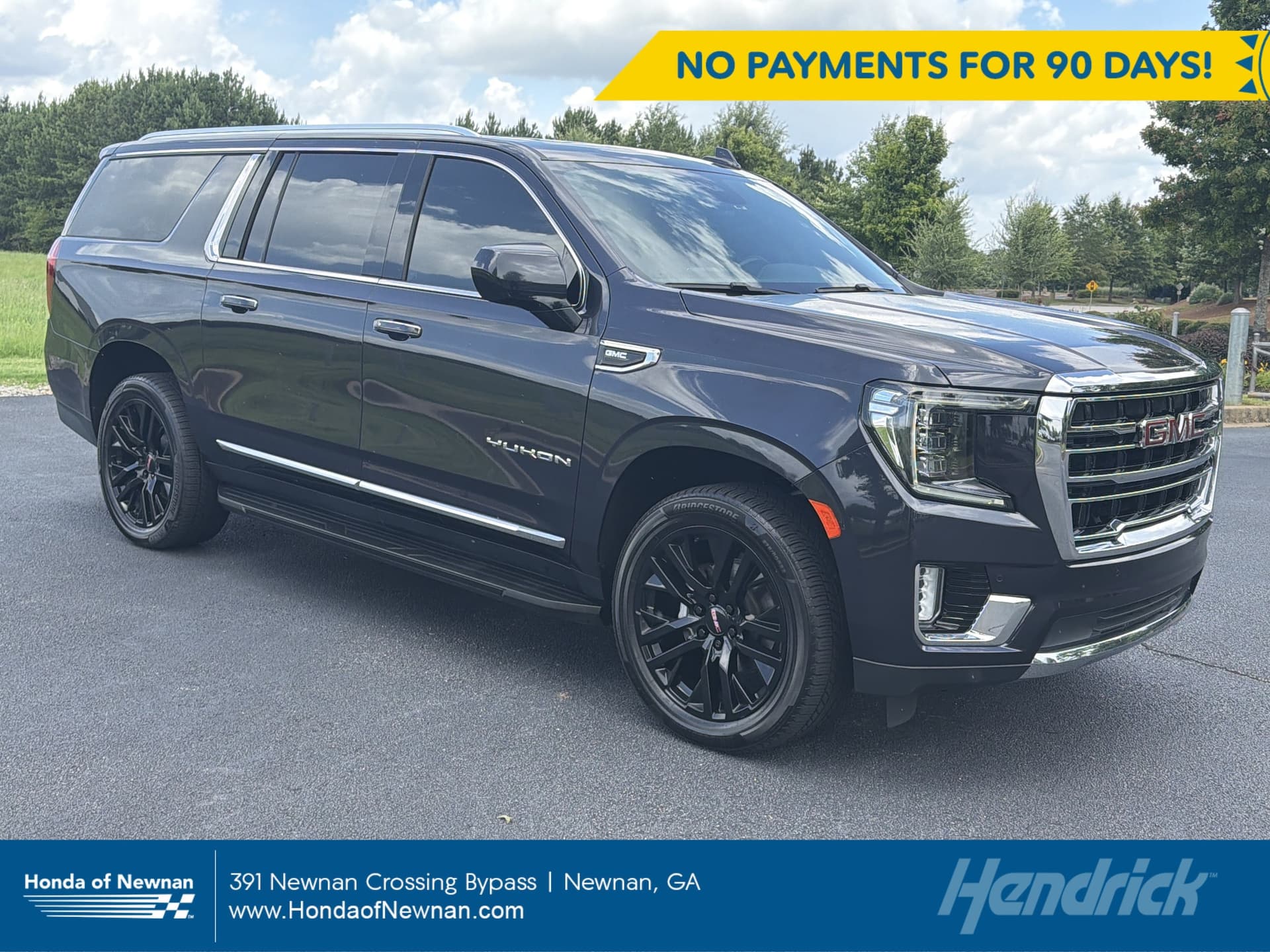 2023 GMC Yukon XL SLT — photo 1 of 36