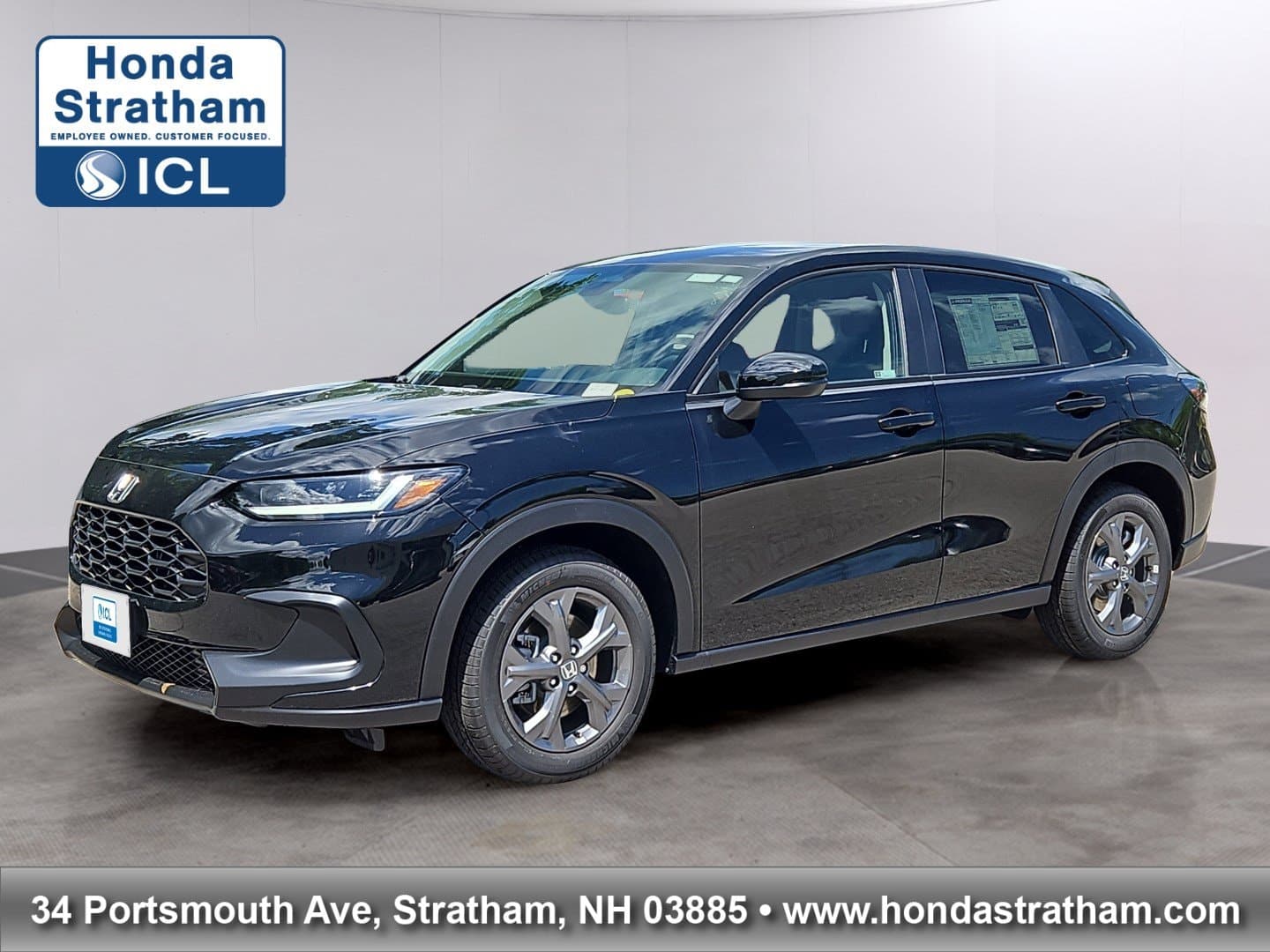 2027 Honda HR-V LX — photo 1 of 16