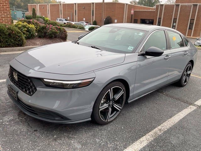 2023 Honda Accord Hybrid Sport — photo 1 of 4