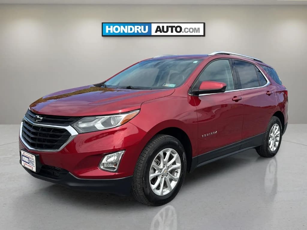 2020 Chevrolet Equinox LT — photo 1 of 23
