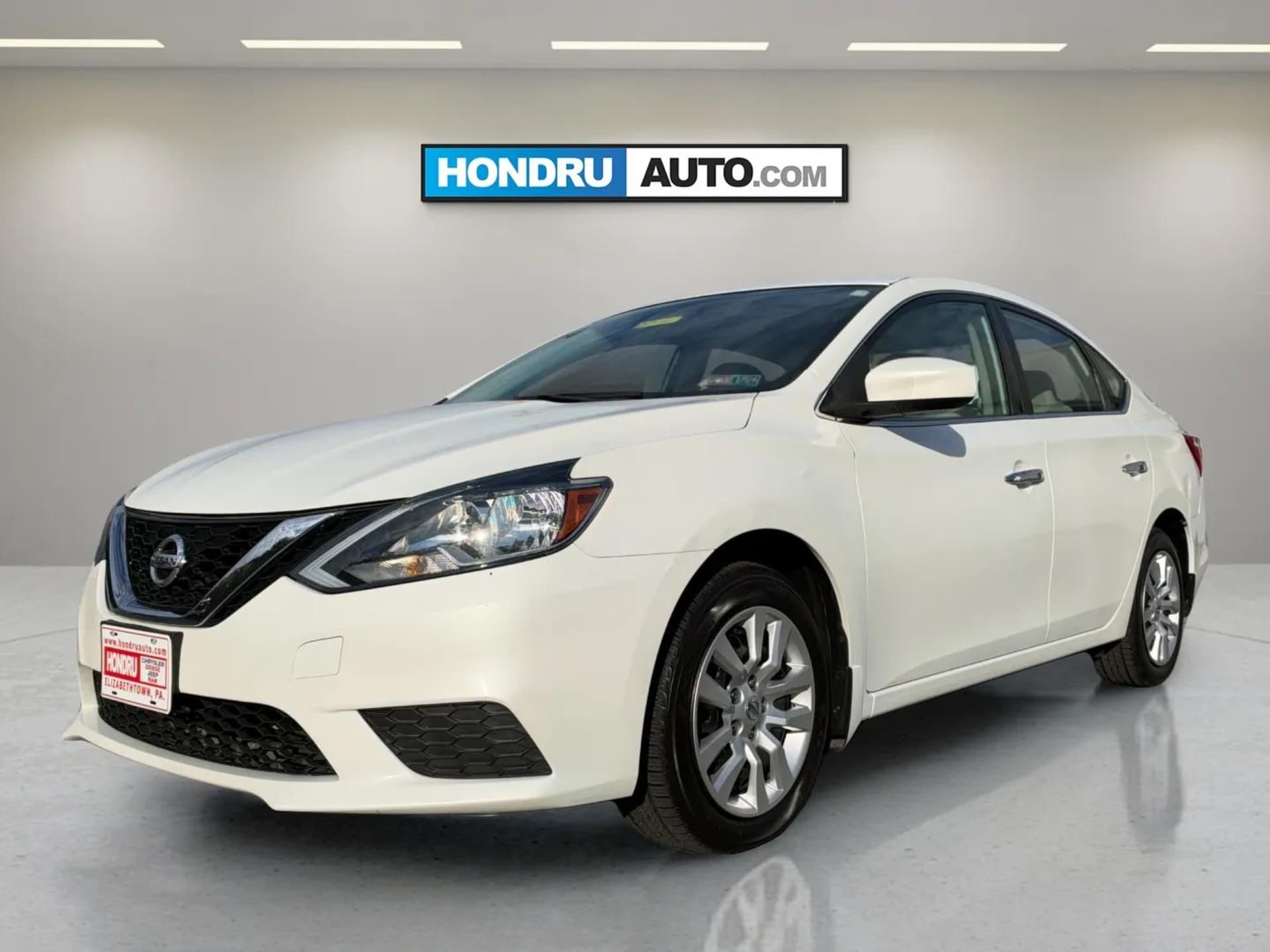 2017 Nissan Sentra SV — photo 1 of 17
