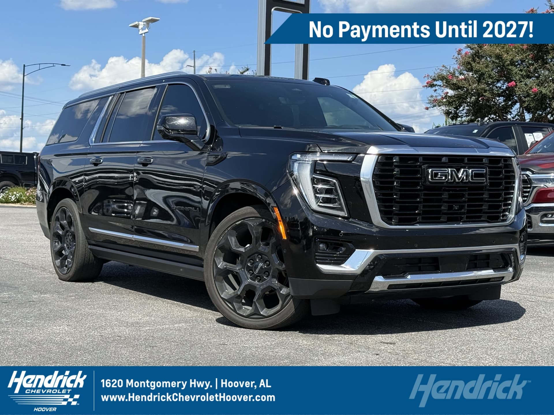 2025 GMC Yukon XL Denali — photo 1 of 17