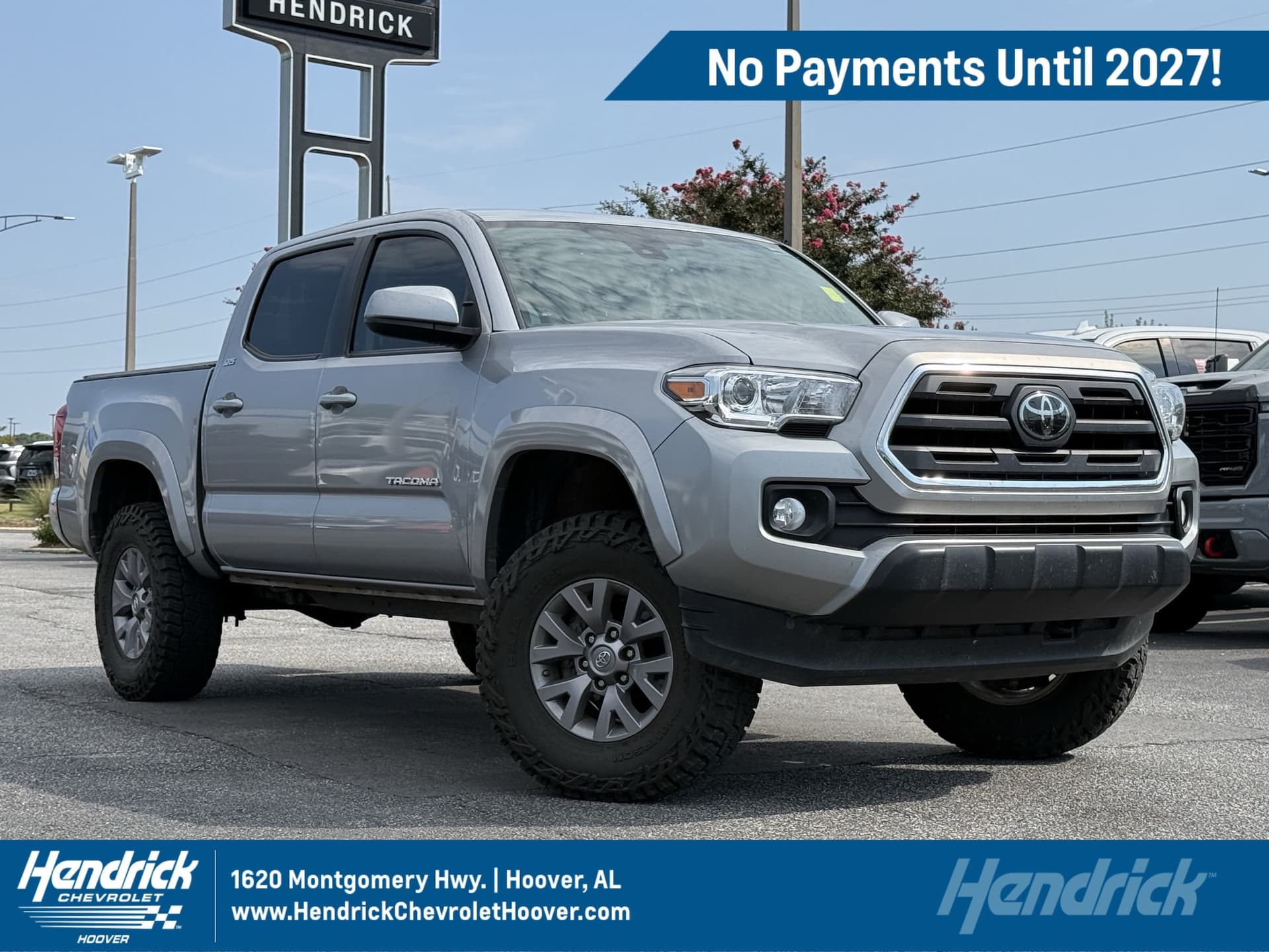 2019 Toyota Tacoma 4WD SR5 — photo 1 of 17