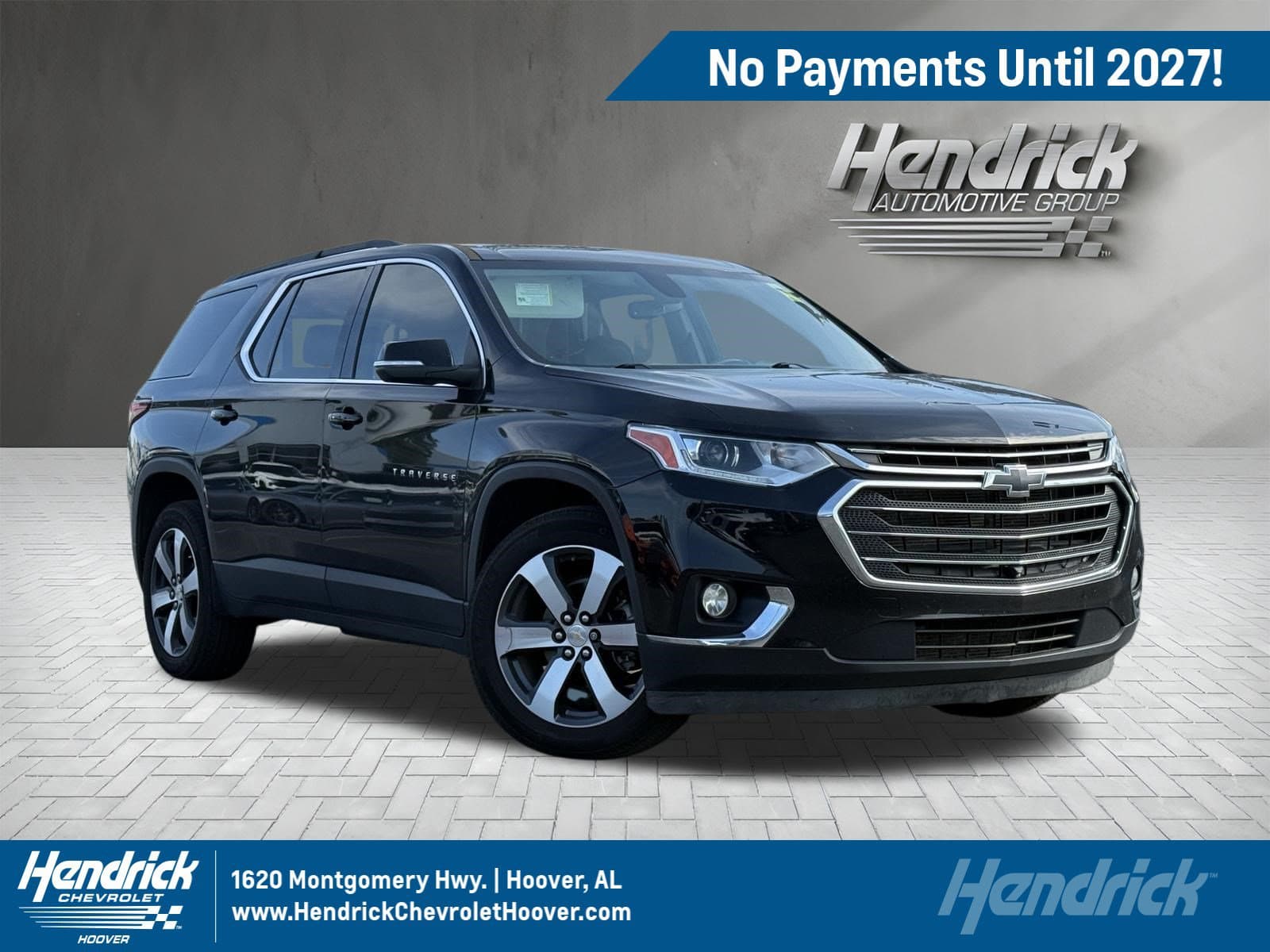 2021 Chevrolet Traverse LT Leather — photo 1 of 17