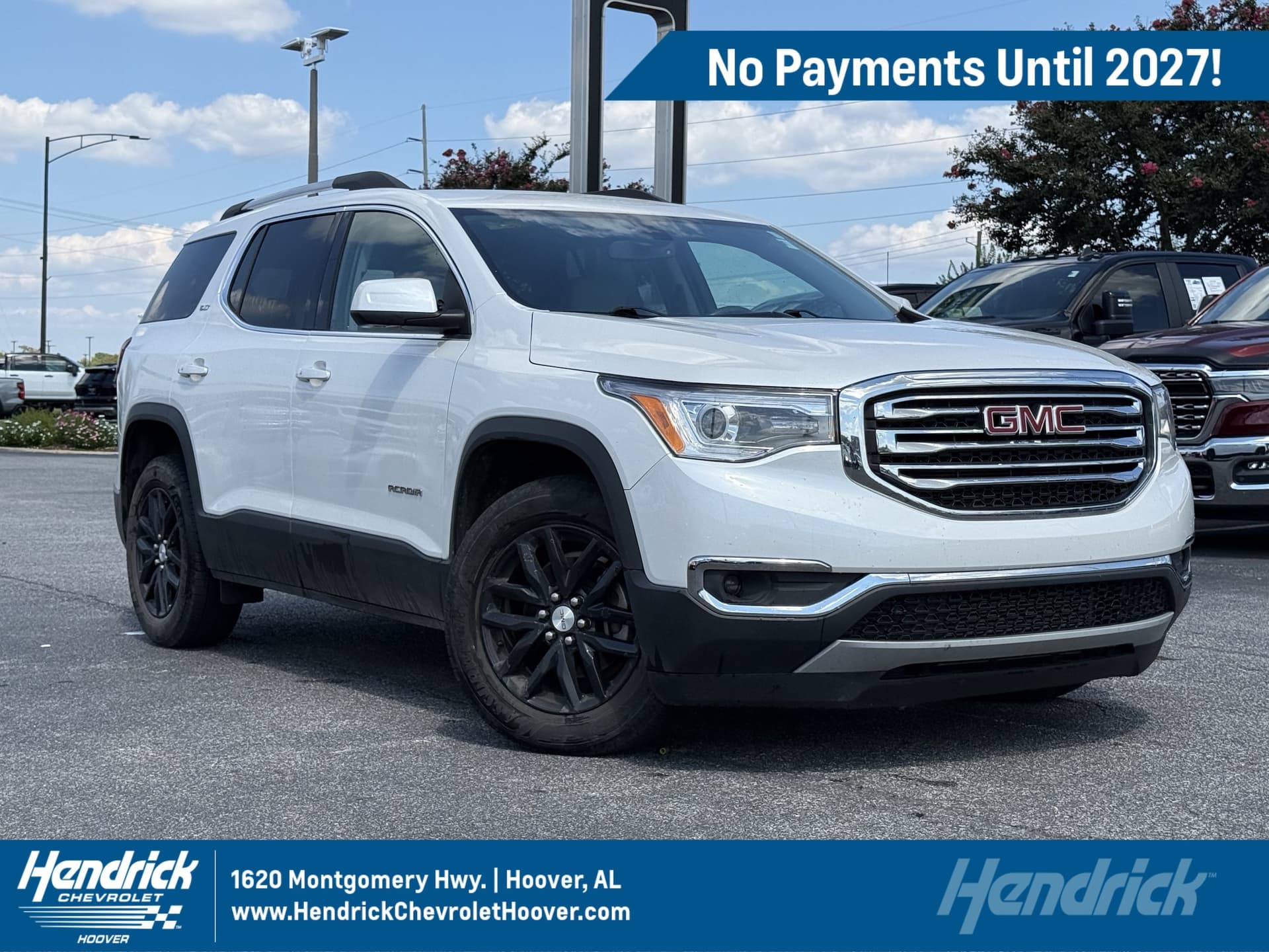 2017 GMC Acadia SLT — photo 1 of 17