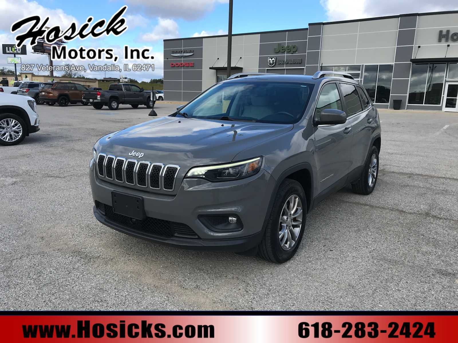 2020 Jeep Cherokee Latitude Plus — photo 1 of 35