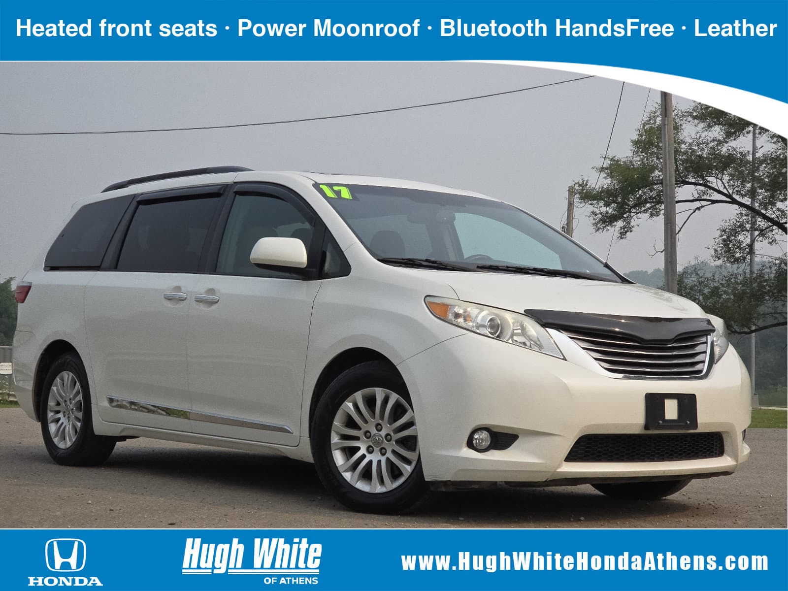 2017 Toyota Sienna XLE — photo 1 of 29