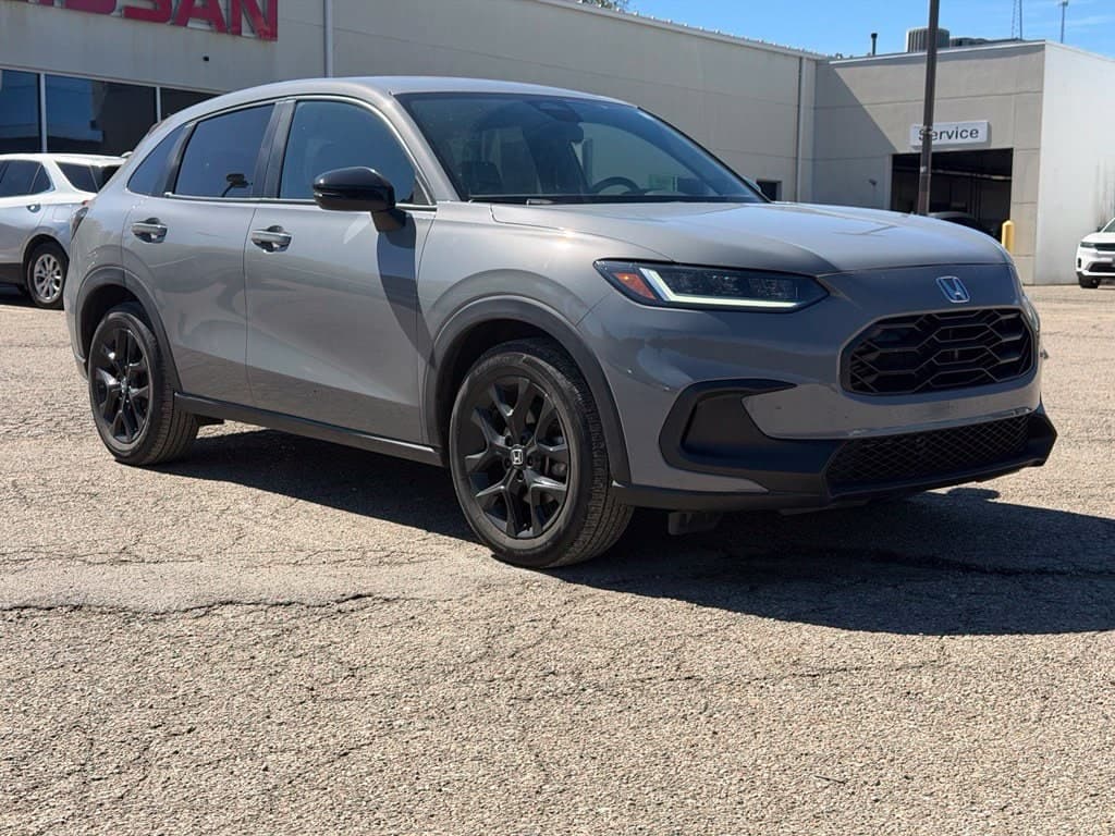 2024 Honda HR-V Base — photo 1 of 11