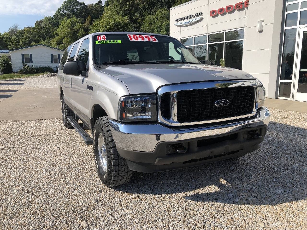2004 Ford Excursion Base — photo 1 of 32