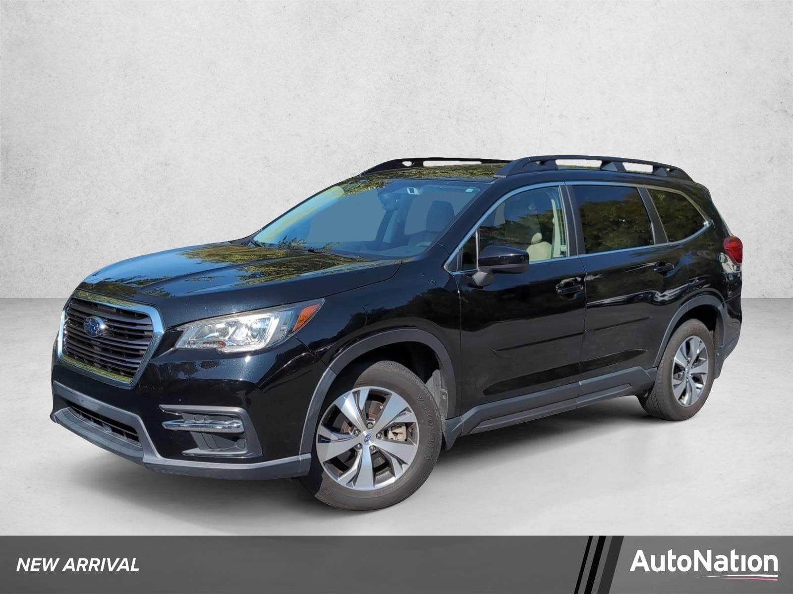 2020 Subaru Ascent Premium — photo 1 of 30