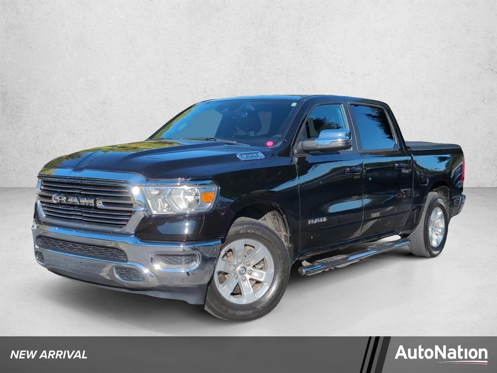 2024 RAM 1500 Laramie — photo 1 of 30