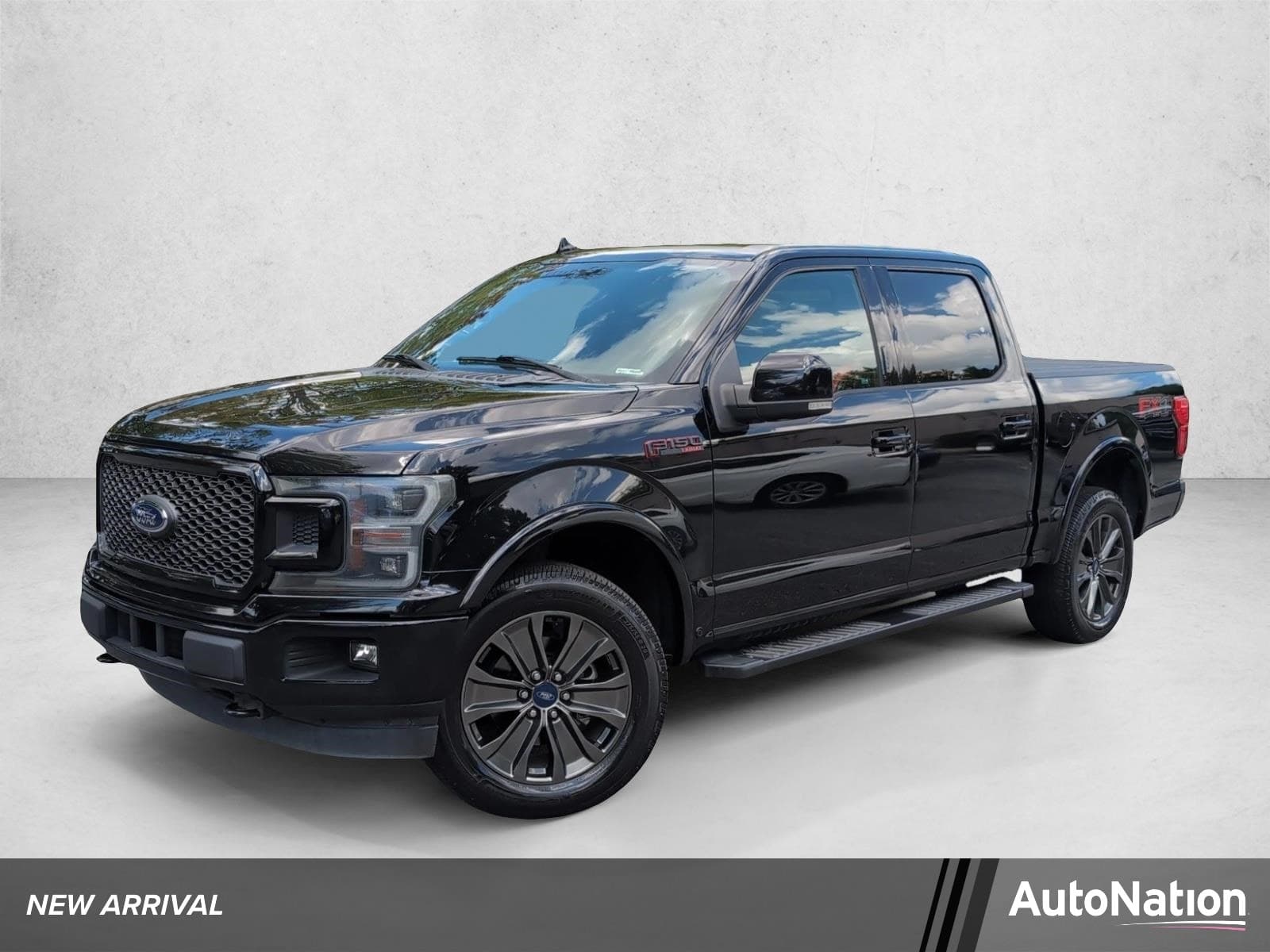 2018 Ford F-150 LARIAT — photo 1 of 30