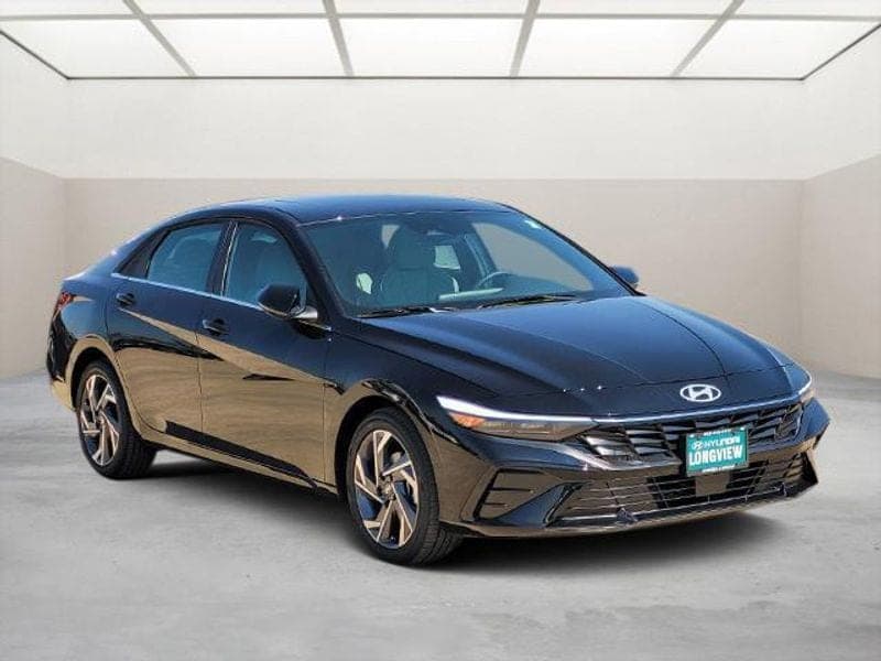 2025 Hyundai Elantra Hybrid Limited — photo 1 of 20