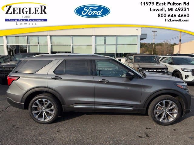 2025 Ford Explorer Platinum — photo 1 of 34