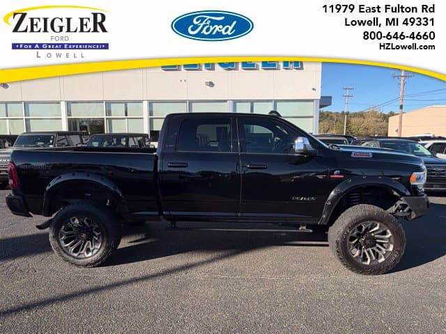 2022 RAM 3500 Laramie — photo 1 of 30