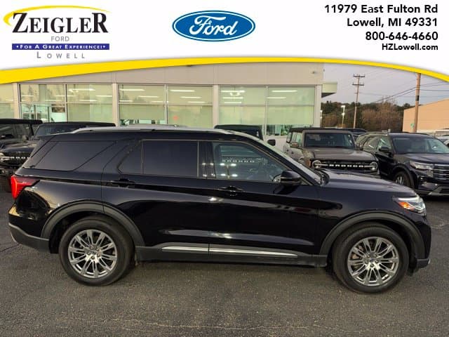 2026 Ford Explorer Platinum — photo 1 of 32