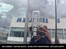 Extra Photo