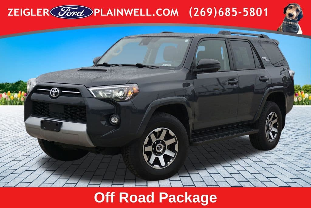 2024 Toyota 4Runner TRD Off Road — photo 1 of 34