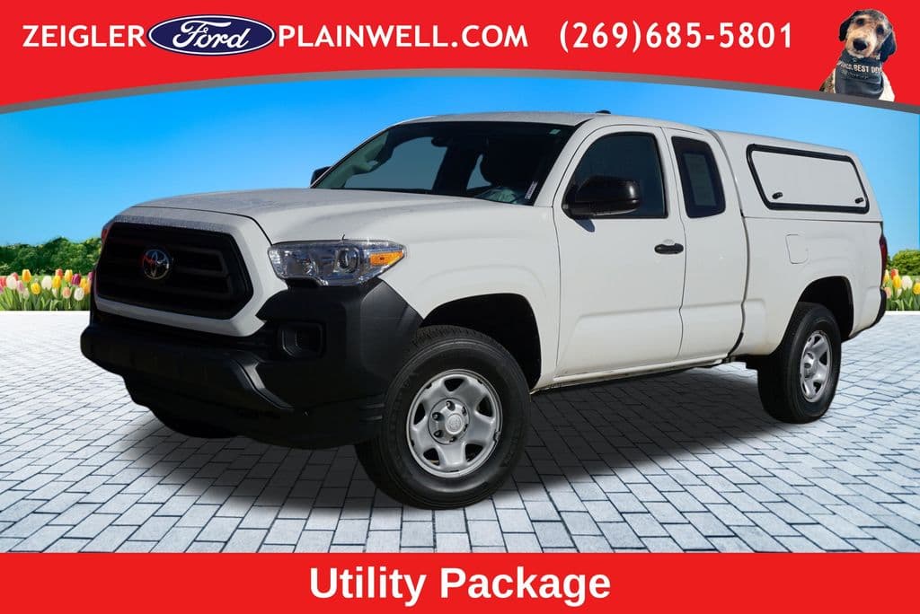 2023 Toyota Tacoma 2WD SR — photo 1 of 33
