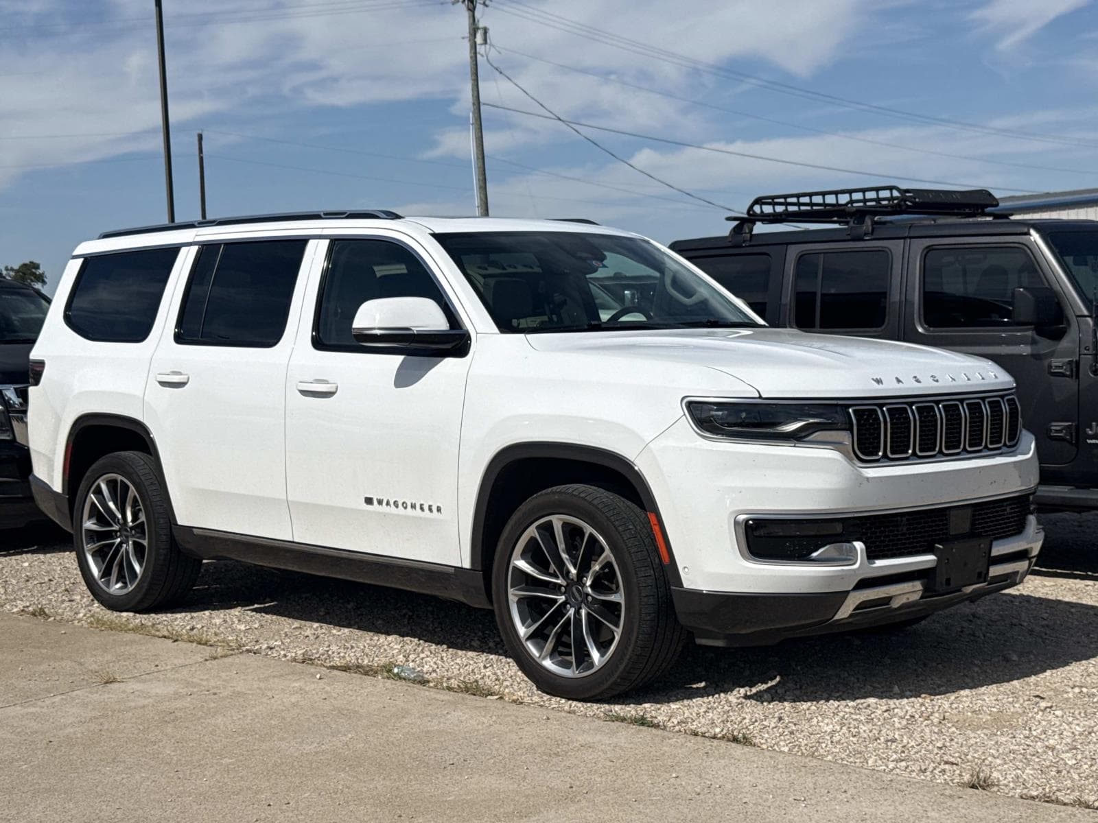 2022 Jeep Wagoneer Series III — photo 1 of 5