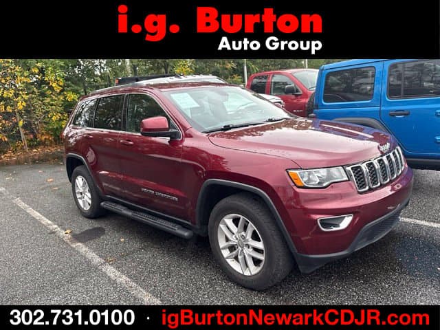 2018 Jeep Grand Cherokee Laredo E — photo 1 of 15