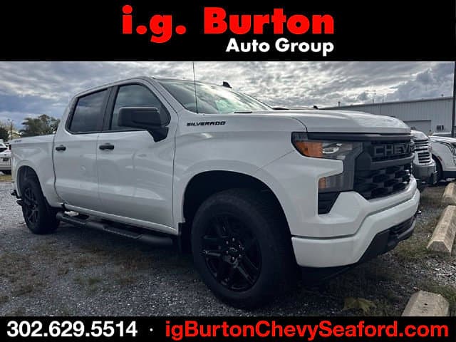 2026 Chevrolet Silverado 1500 Custom — photo 1 of 9