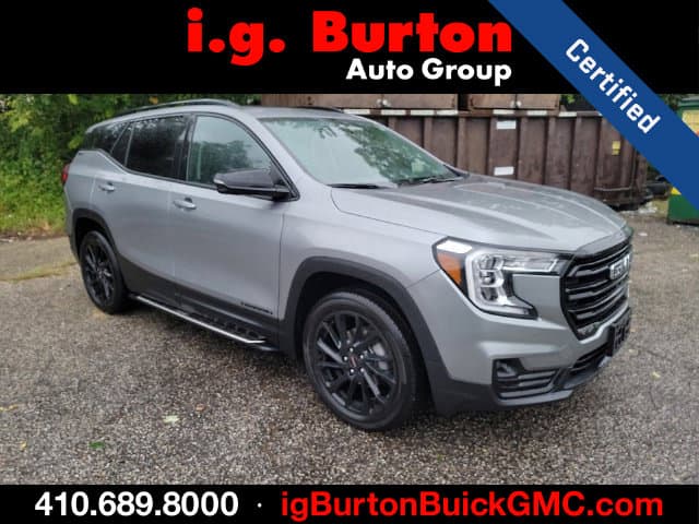 2023 GMC Terrain SLT — photo 1 of 17