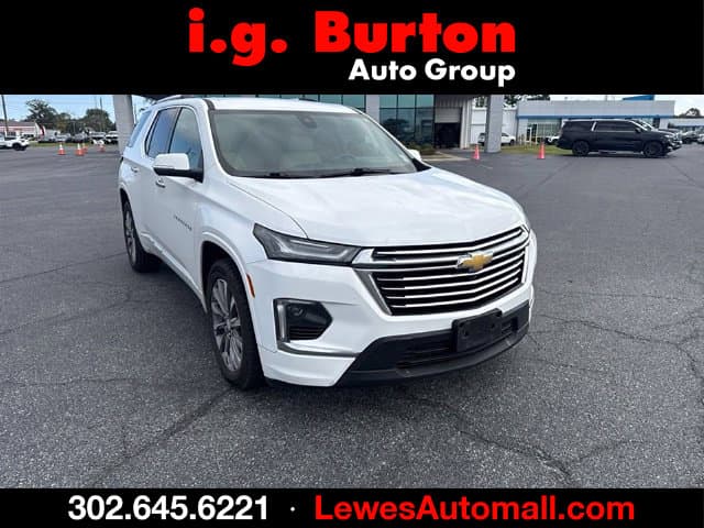 2023 Chevrolet Traverse Premier — photo 1 of 20