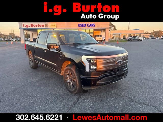 2023 Ford F-150 Lightning Base — photo 1 of 15