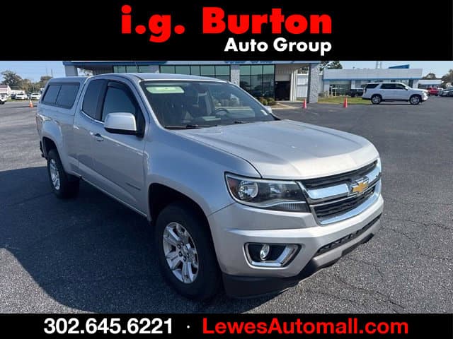 2018 Chevrolet Colorado Base — photo 1 of 16