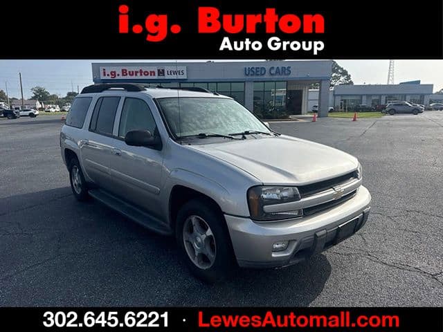 2005 Chevrolet TrailBlazer Base — photo 1 of 14