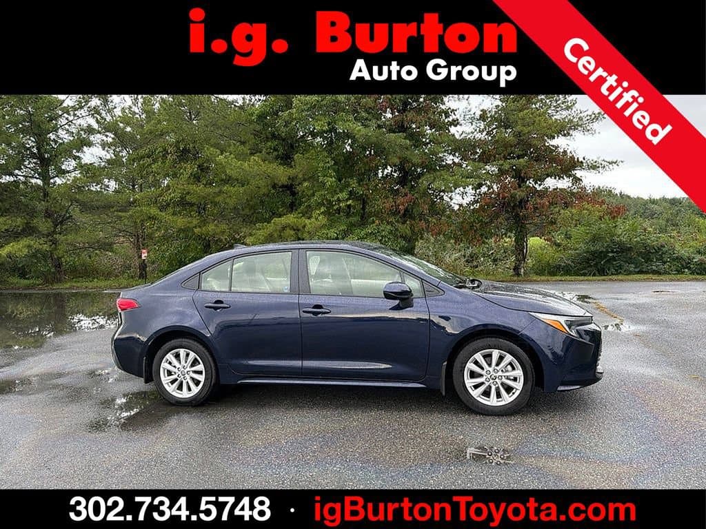 2026 Toyota Corolla Hybrid LE — photo 1 of 2