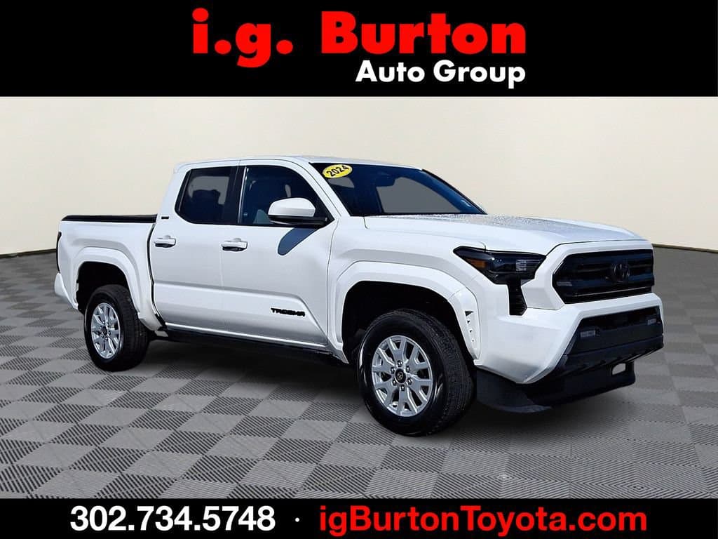 2024 Toyota Tacoma SR5 — photo 1 of 31
