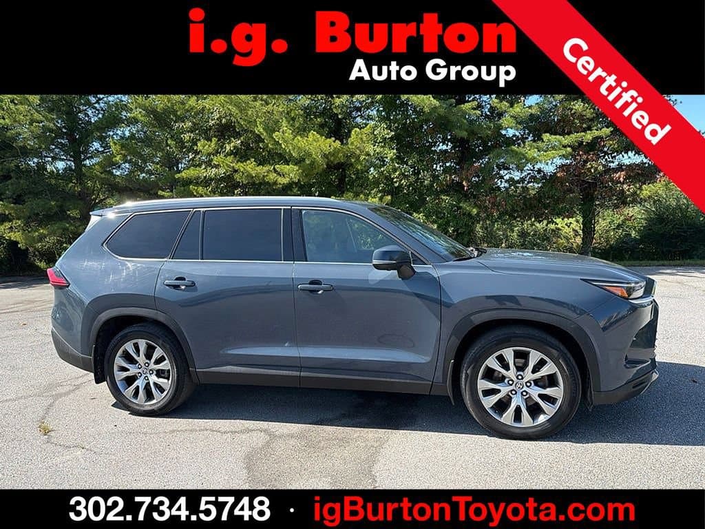 2024 Toyota Grand Highlander Limited — photo 1 of 2