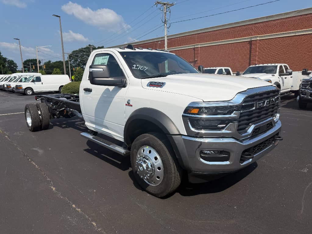 2026 RAM 5500 Chassis Cab Tradesman — photo 1 of 23